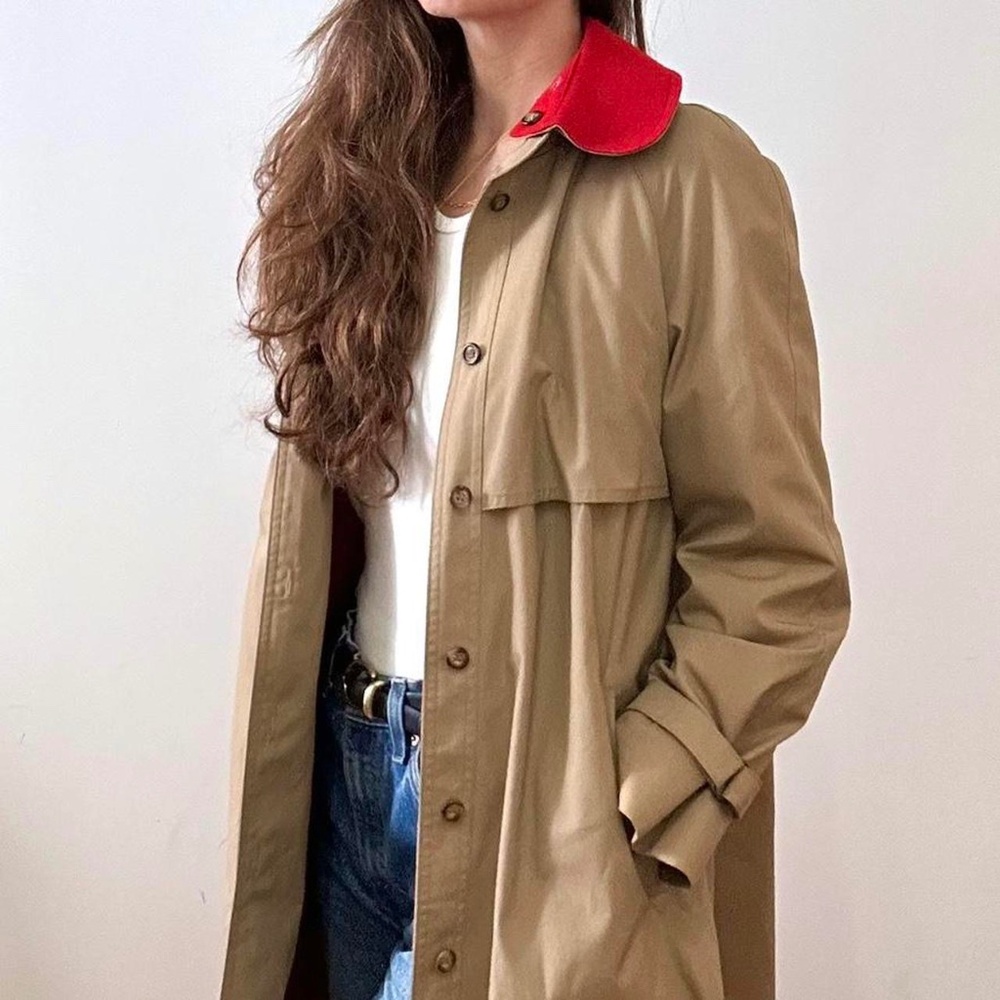 Vintage Botany’500 trench coat w removable red wool collar/lining